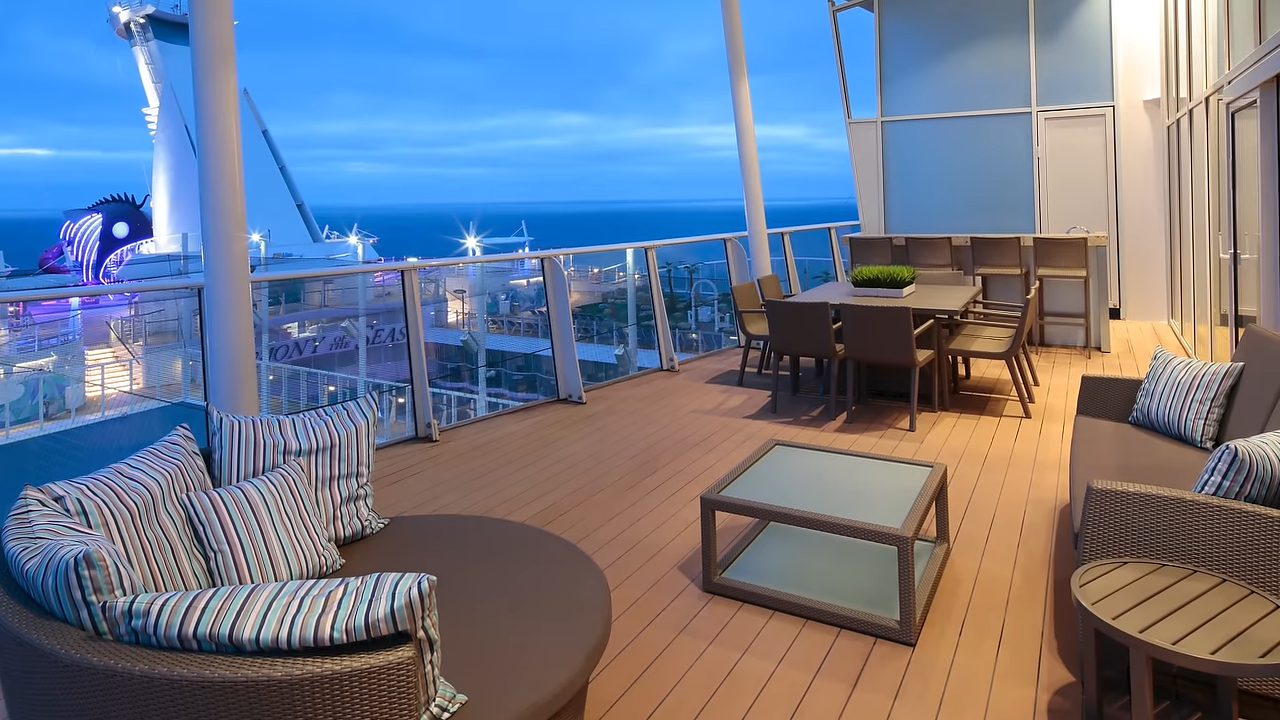 Star Class Balcony